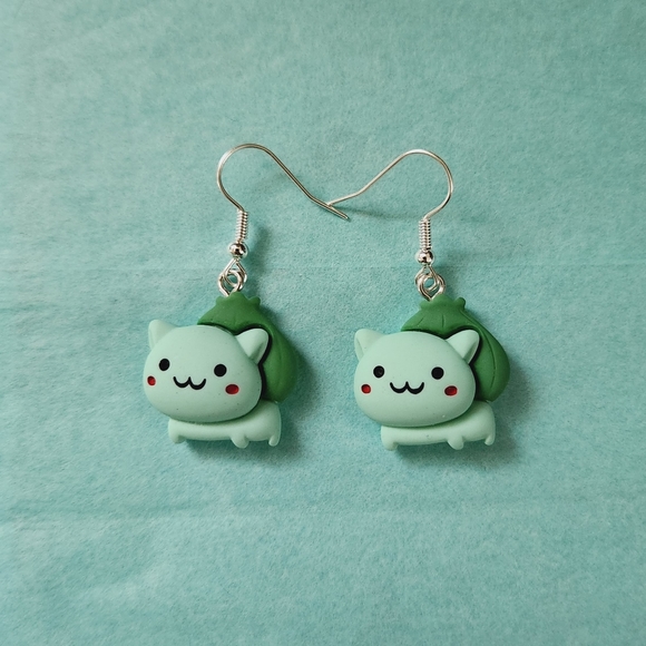 🔮3/$15 Bulbasaur Resin Earrings - Picture 1 of 4